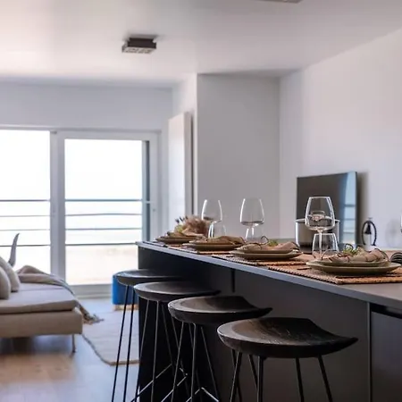 Cozy With Beautiful Seaview